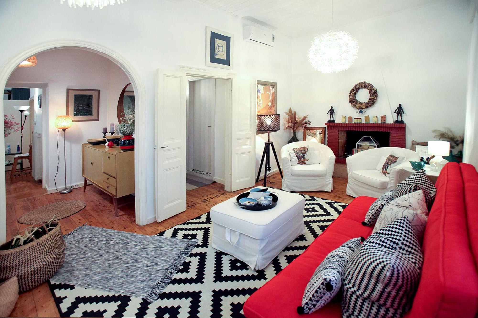 The Red House In Dassia Dış mekan fotoğraf